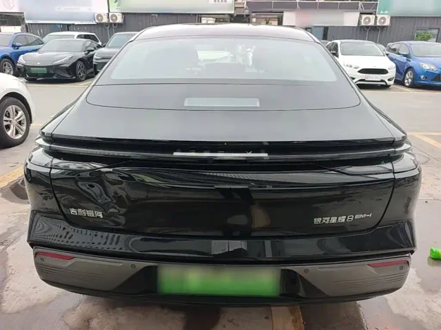 Geely Galaxy Xingyao 8 — Фото автомобиля 5