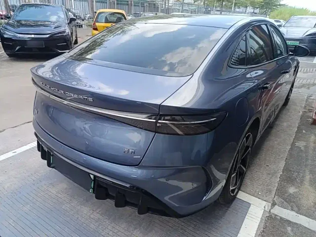 BYD Seal — Фото автомобиля 6