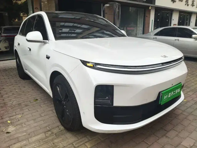 Li Auto L6 — Фото автомобиля 3
