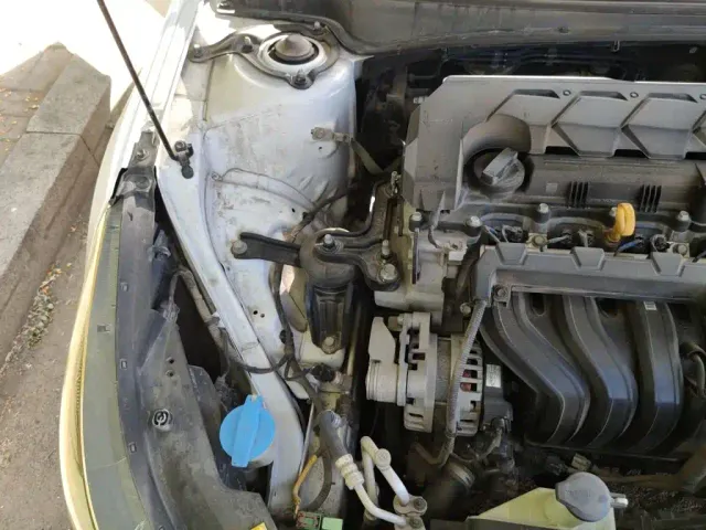 Hyundai Elantra — Фото автомобиля 18