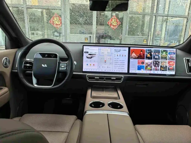 Li Auto L9 — Фото автомобиля 9