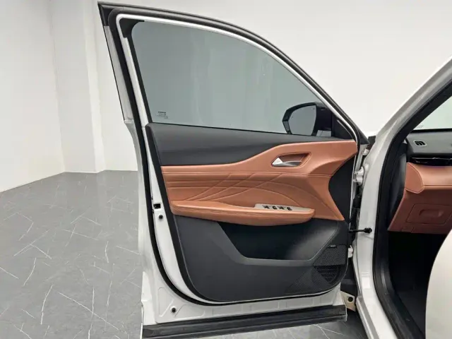 Changan UNI-Z — Фото автомобиля 13