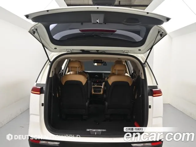 Kia Canival Carnival 4 поколение Дизель 9 мест Prestige — Фото автомобиля 20