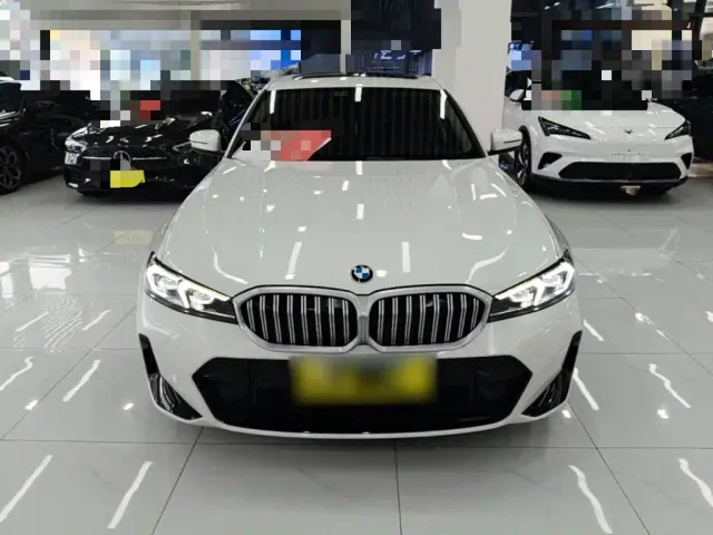 BMW 3 Series — Фото автомобиля 2