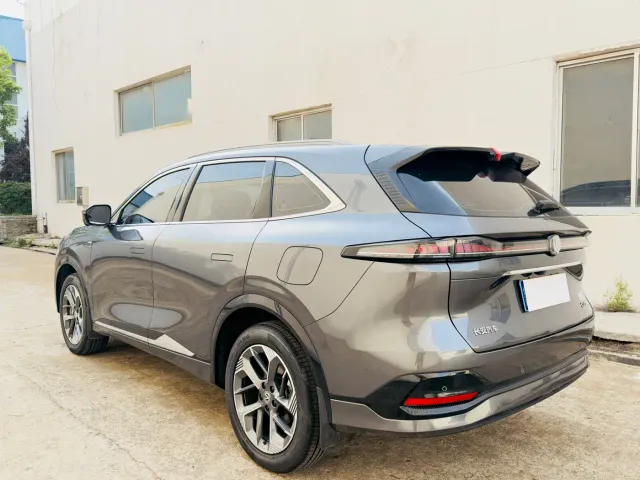 Changan CS75 Plus — Фото автомобиля 9