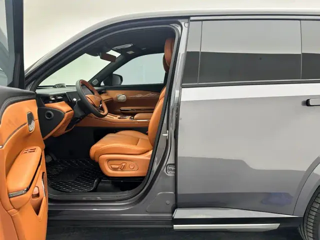 GAC Trumpchi Xiangwang S7 — Фото автомобиля 11