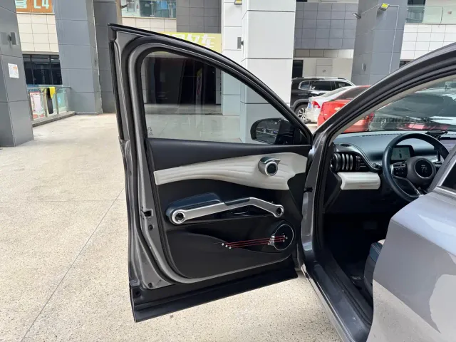 BYD Yuan PLUS — Фото автомобиля 20