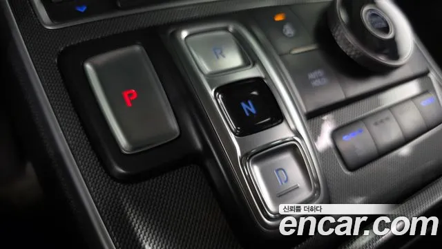 Hyundai Santafe — Фото автомобиля 9