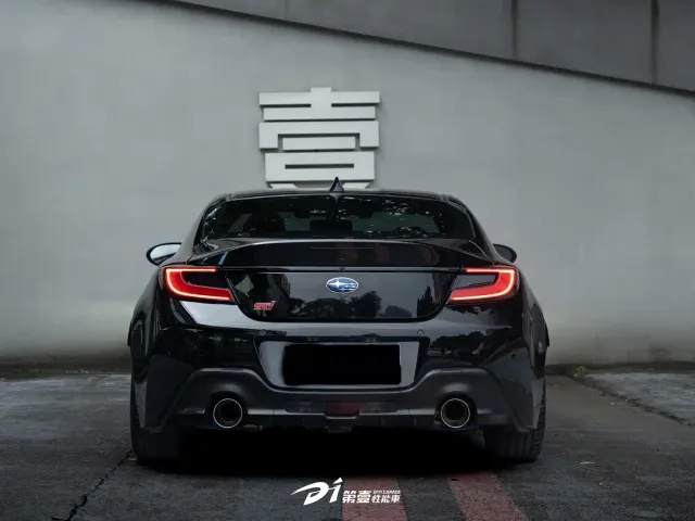 Subaru BRZ — Фото автомобиля 6