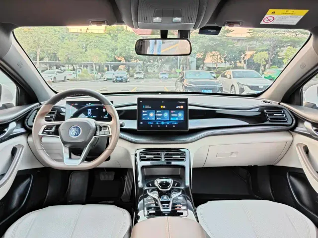 BYD Qin PLUS — Фото автомобиля 10