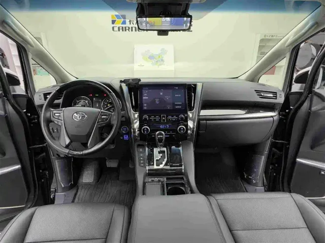 Toyota Vellfire — Фото автомобиля 11