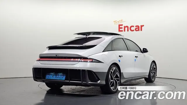 Hyundai Ioniq 6 — Фото автомобиля 2