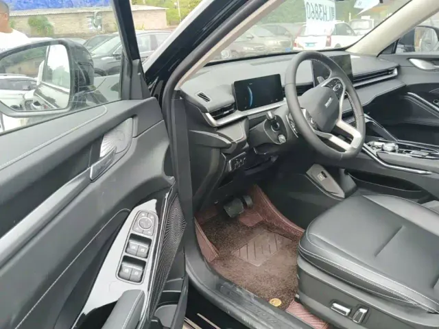 Haval H6 — Фото автомобиля 15