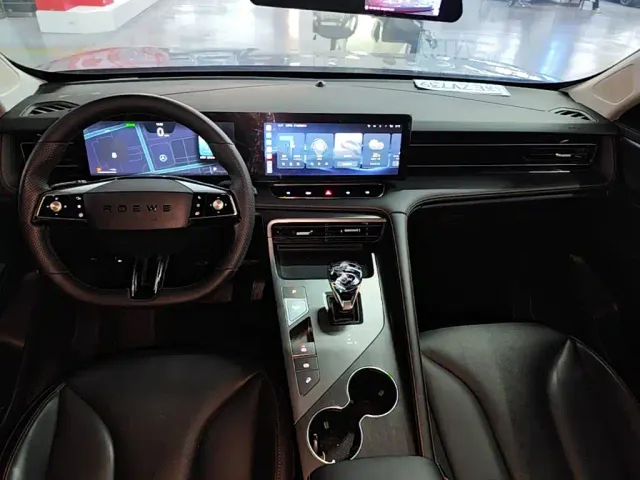 Roewe RX5 — Фото автомобиля 9