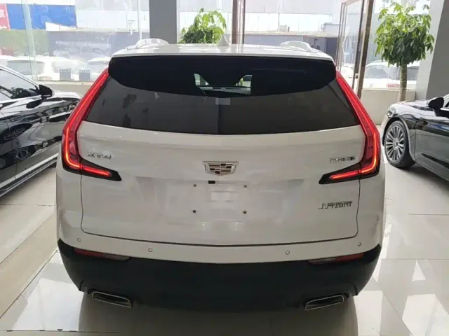 Cadillac XT4 — Фото автомобиля 5