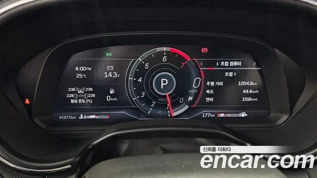 Cadillac CT5 — Фото автомобиля 11