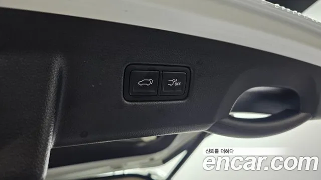 Kia Carnival 4th Gen — Фото автомобиля 28