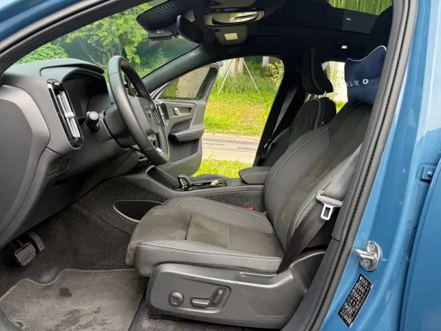 Volvo C40 — Фото автомобиля 10