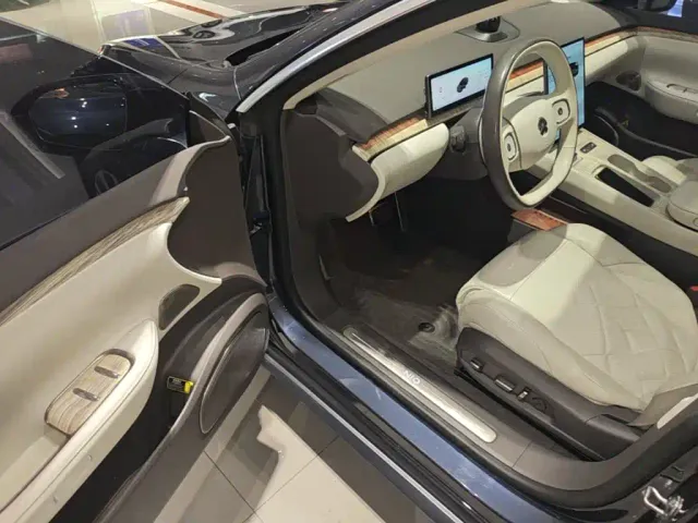 Nio ET7 — Фото автомобиля 15
