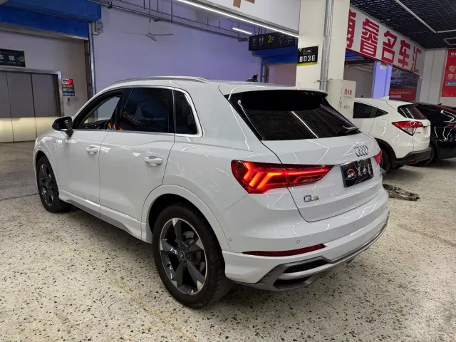 Audi Q3 — Фото автомобиля 4