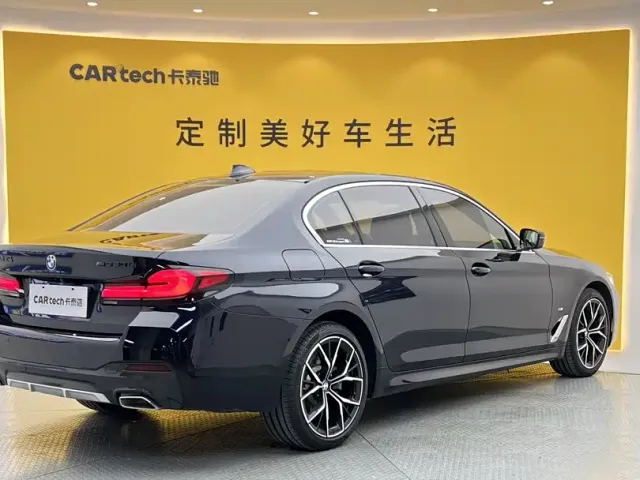 BMW 5 Series — Фото автомобиля 4
