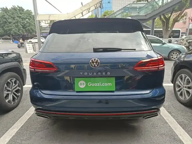 Volkswagen Touareg — Фото автомобиля 5