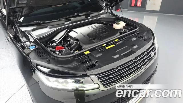 Land Rover Range Rover Sport — Фото автомобиля 6