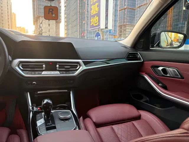 BMW 3 Series — Фото автомобиля 23