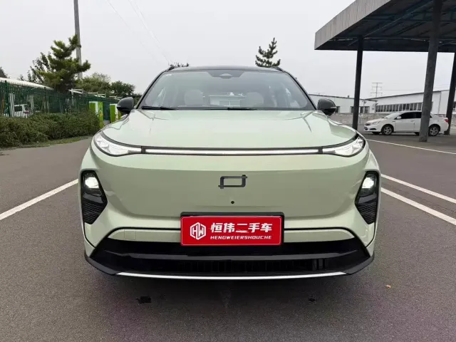 Besturn Yueyi 07 2025 210km Leisure Edition — Фото автомобиля 2
