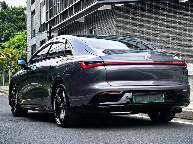 Hycan A06 — Фото автомобиля 11