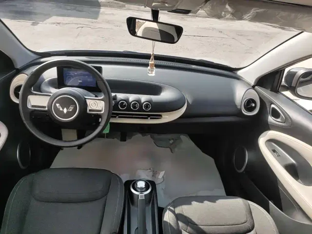 Wuling Bingo — Фото автомобиля 9