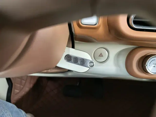 Wuling Hongguang Mini EV — Фото автомобиля 8