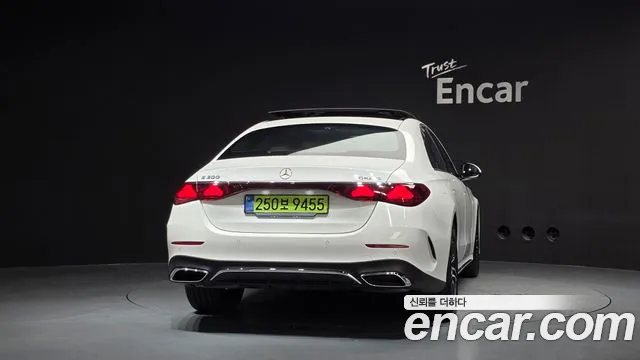 Mercedes-Benz E-Class W214 — Фото автомобиля 4
