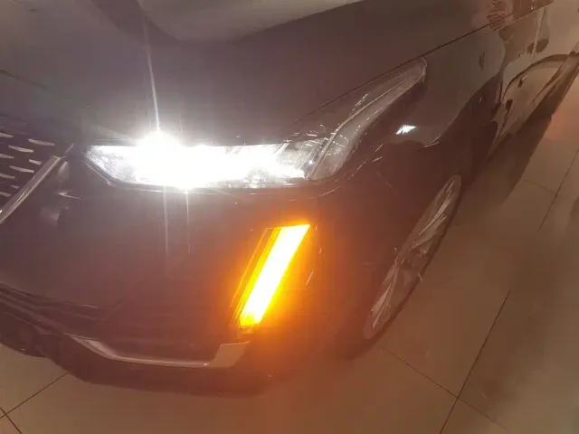 Cadillac CT5 — Фото автомобиля 2