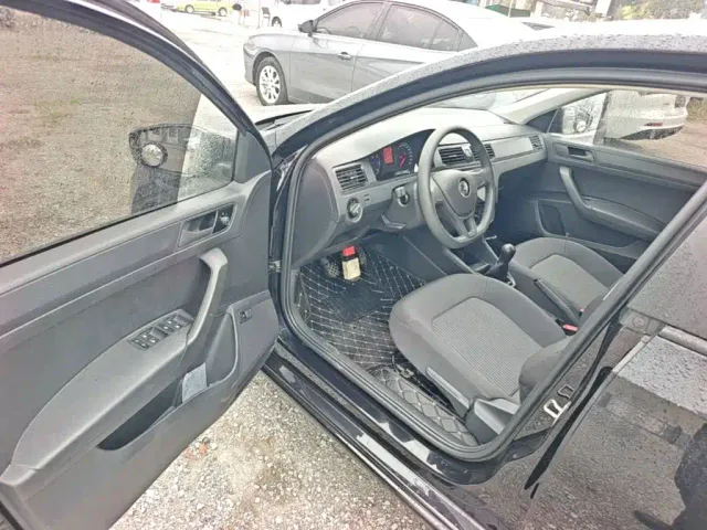 Volkswagen Santana — Фото автомобиля 15