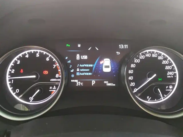 Toyota Camry — Фото автомобиля 14