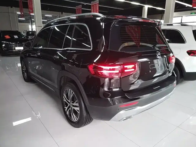 Mercedes-Benz GLB-Class — Фото автомобиля 4