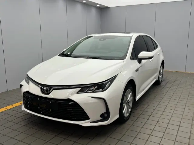 Фотография автомобиля — Toyota Corolla