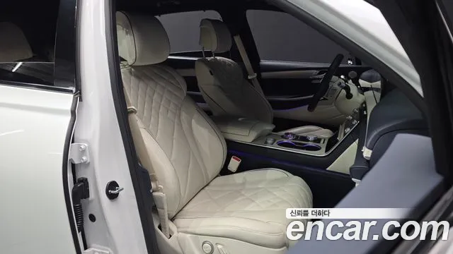 Genesis GV80 — Фото автомобиля 16