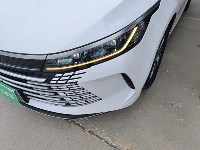 BYD Qin PLUS — Фото автомобиля 23