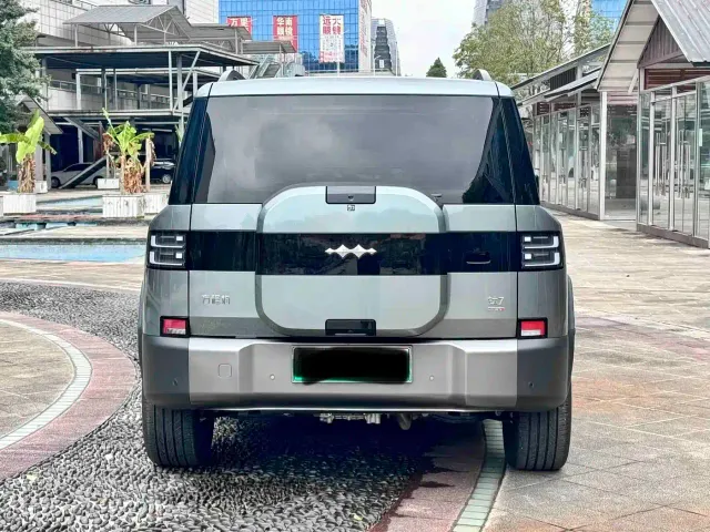 BYD FangChengBao Titanium 7 — Фото автомобиля 15