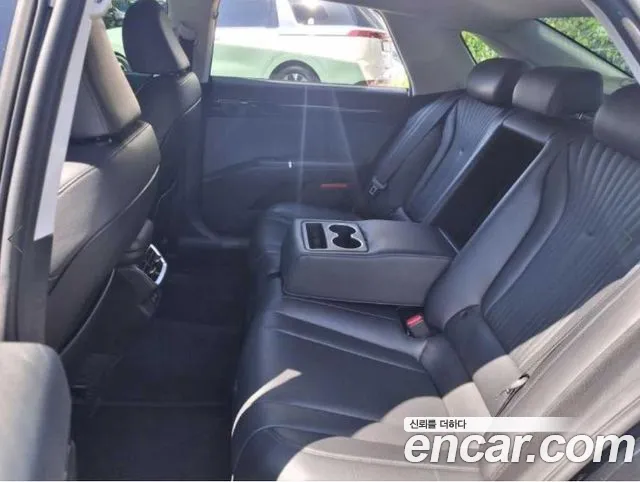 Hyundai Grandeur GN7 — Фото автомобиля 17