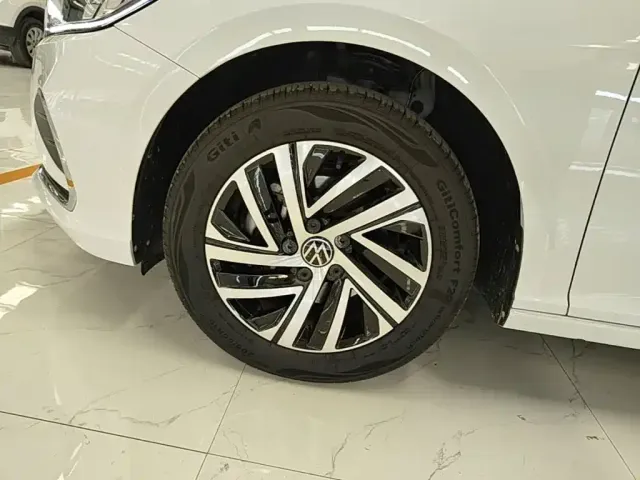 Volkswagen Lavida 2023 300TSI DSG Comfort Edition — Фото автомобиля 24