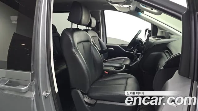 Hyundai Staria — Фото автомобиля 16