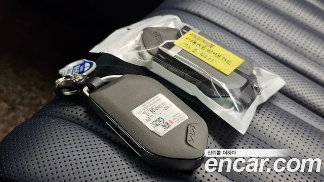 Kia K8 K8 (New) Hybrid — Фото автомобиля 30