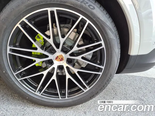 Porsche Cayenne PO536 — Фото автомобиля 9