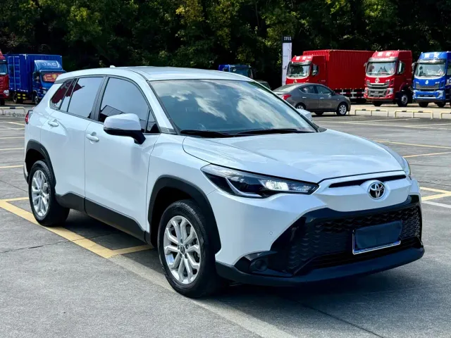 Toyota Frontlander — Фото автомобиля 2