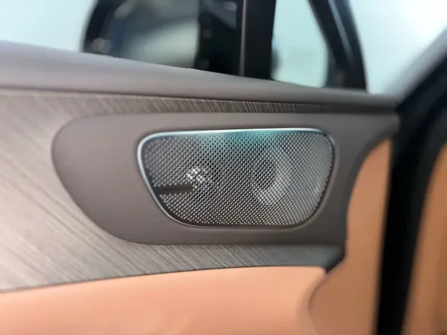 Leapmotor D Series — Фото автомобиля 19