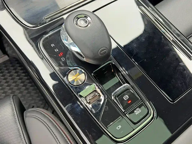 GAC Trumpchi M8 — Фото автомобиля 18