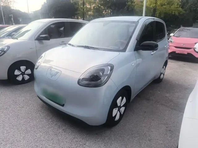 Фотография автомобиля — Wuling Hongguang Mini EV